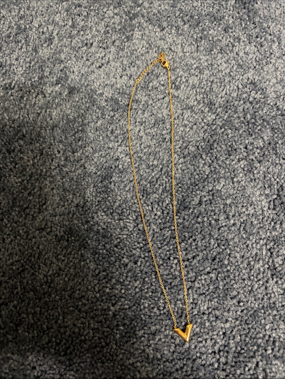 Gold V-Shaped Pendant Necklace - Women Jewelry